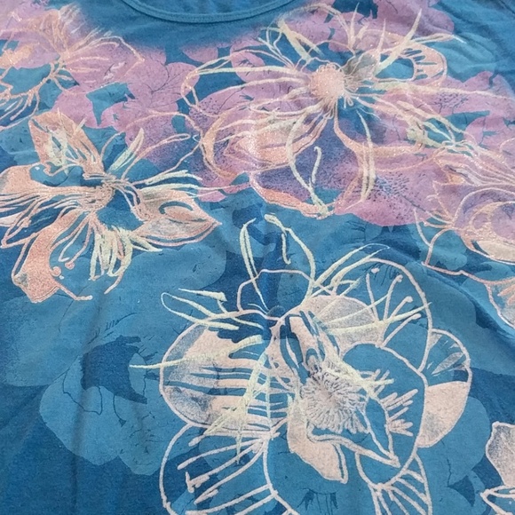 2X Floral Top - Picture 5 of 5